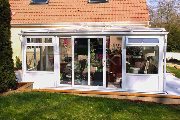 Photo n°6 of the Veranda NORWICH V2 Full Glazing