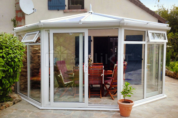 Photo n°2 of the OXFORD V4 Conservatory with Glazing without Transom