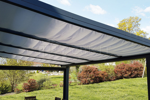Photo n°5 of the Shade Sails for Pergola