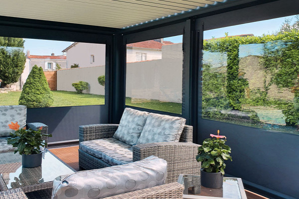 Photo #3 of the CLOSEO Enclosure Cover for Pergola