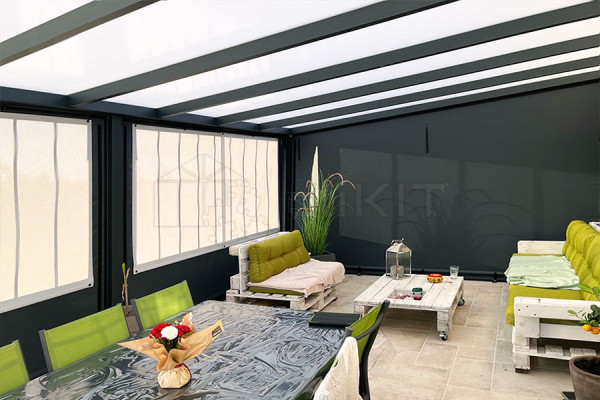 Photo n°4 of the CLOSEO Opaque Closure Cover for Pergola